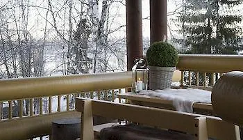 Arctic Light Hotel 4*