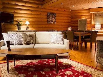 Arctic Light 4*