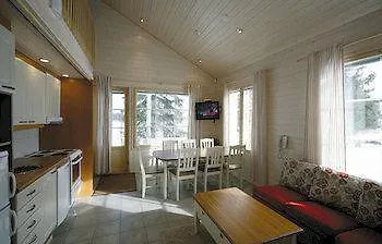 Arctic Light 4*
